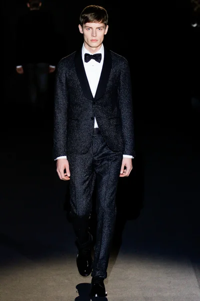 Look 37